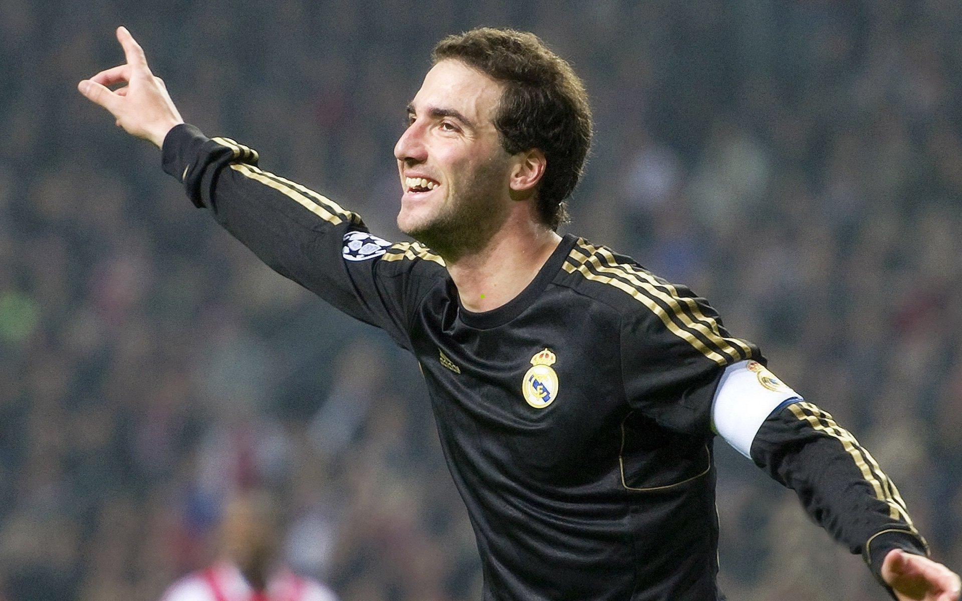 霍安坦言无人预见梅西回归 热切期盼携手绿茵场